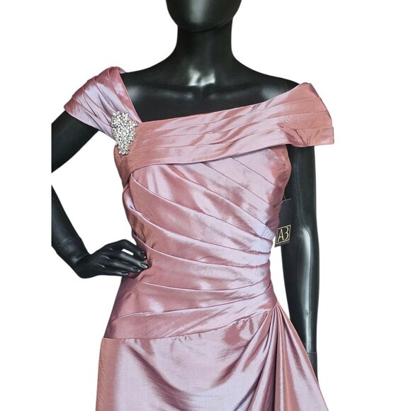 NWOT Iridescent Rose Taffeta Asymmetrical Off Shoulder Cocktail Dress - Jade - Picture 2 of 9